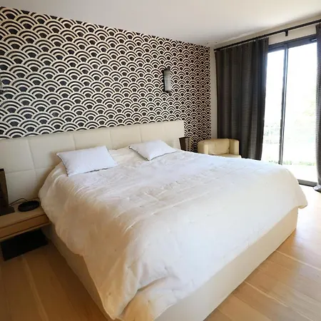 Prestigieuse Dans Le Domaine Des Fees 빌라